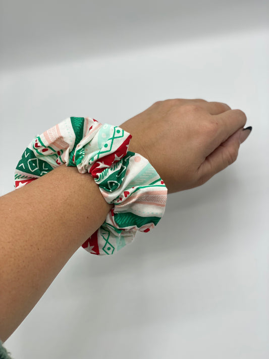 Holiday Pattern Scrunchie