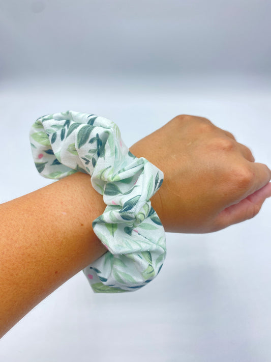 Leafy Scrunchie